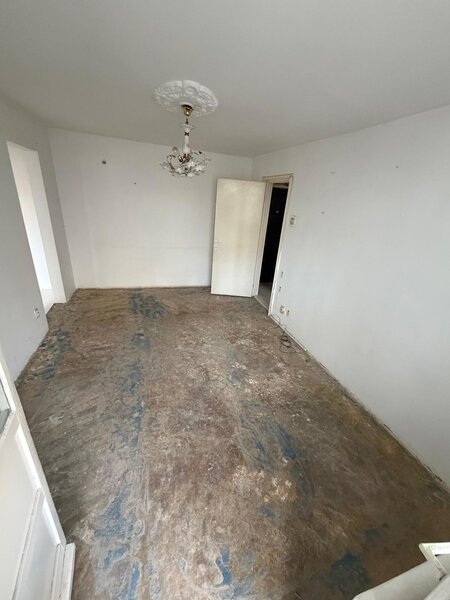 Militari (la 3-4 minute de Piata Veteranilor)